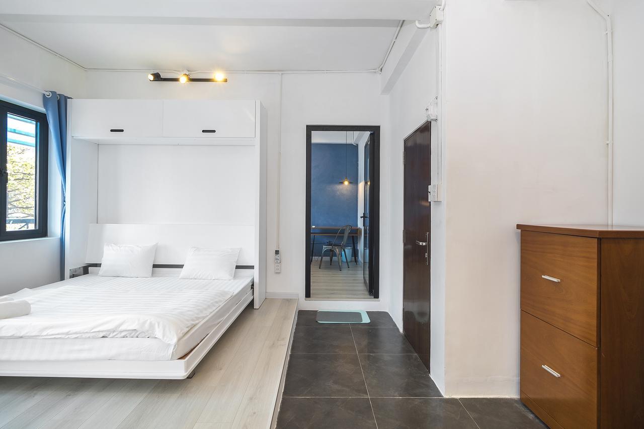 Scandinavian With Balcony In Bui Vien Apartamento